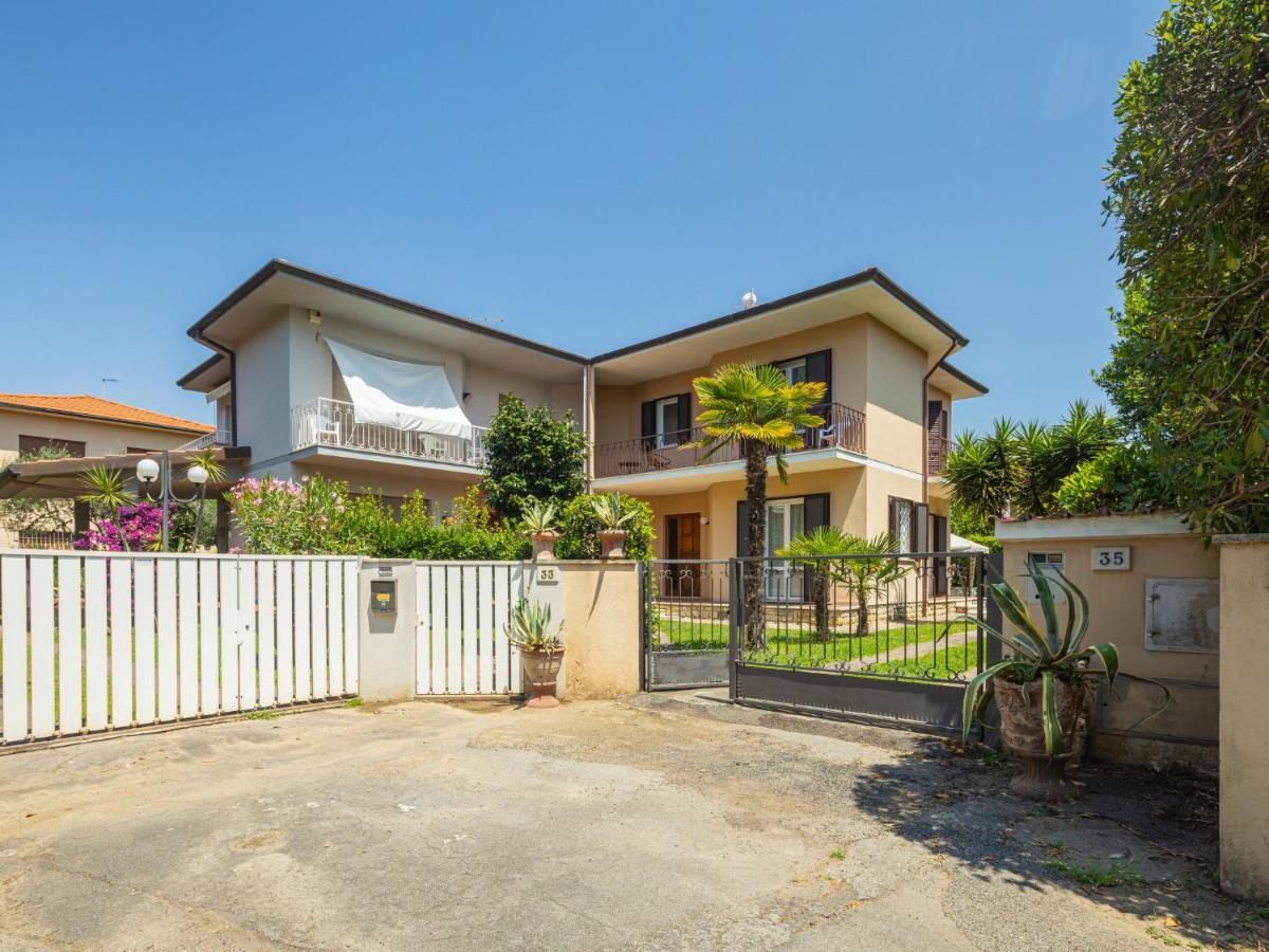 Holiday Home Antonia By Interhome มารินา ดิ เปียตราซันตา ภายนอก รูปภาพ